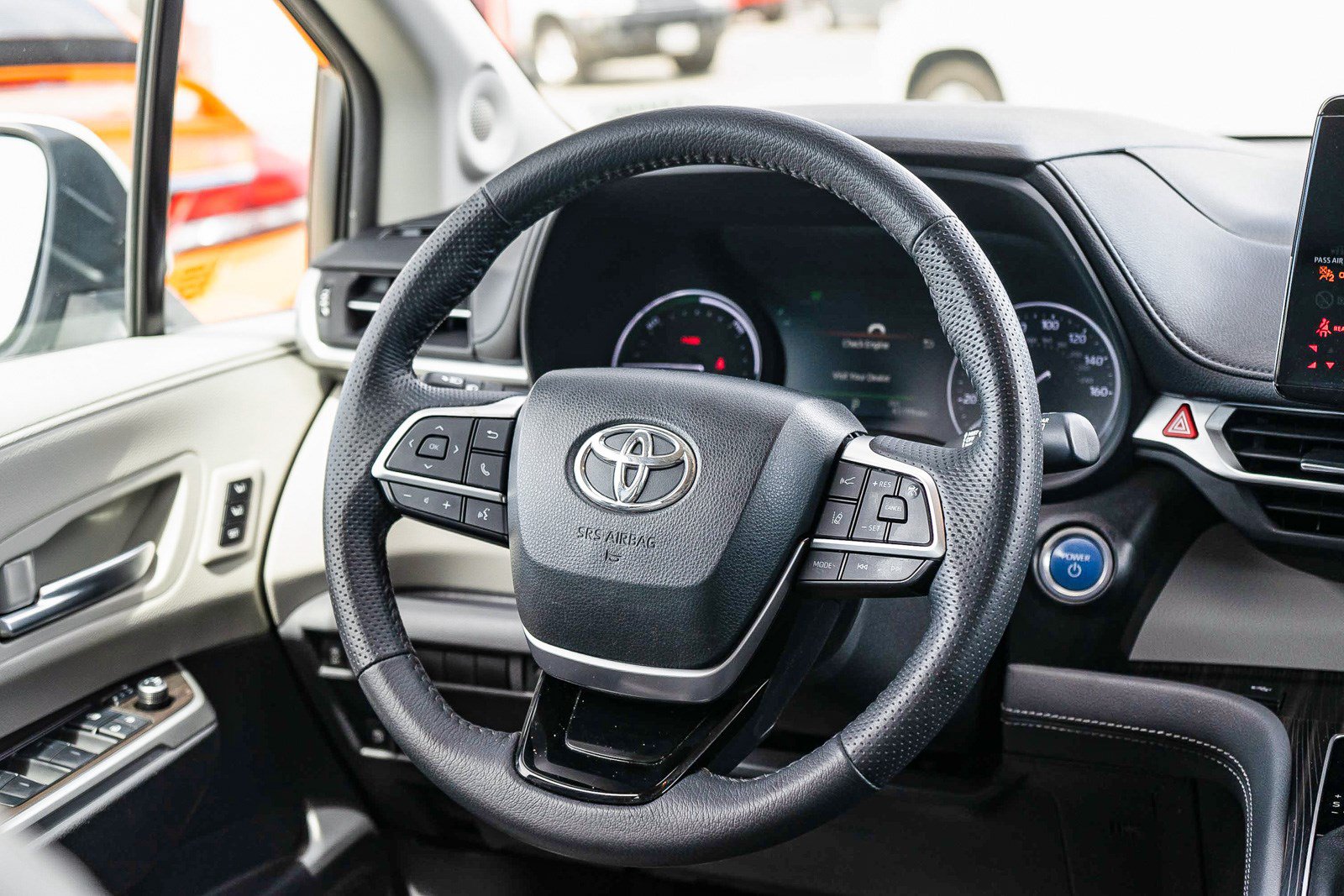 Certified 2023 Toyota Sienna Limited AWD/4WD image 16