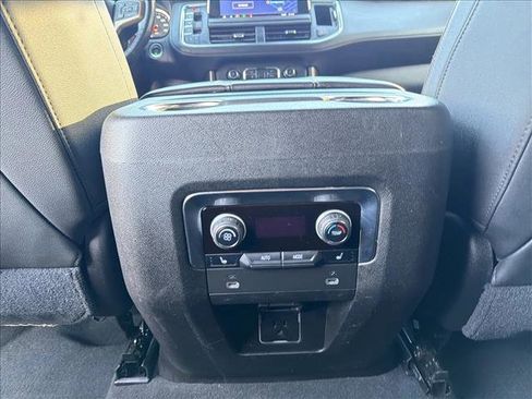 Used 2021 Chevrolet Tahoe High Country image 23