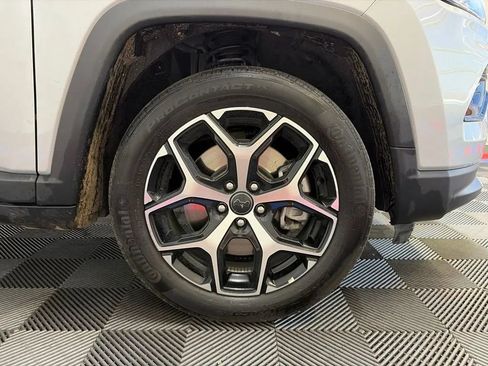 Used 2025 Jeep Compass Limited AWD/4WD image 24