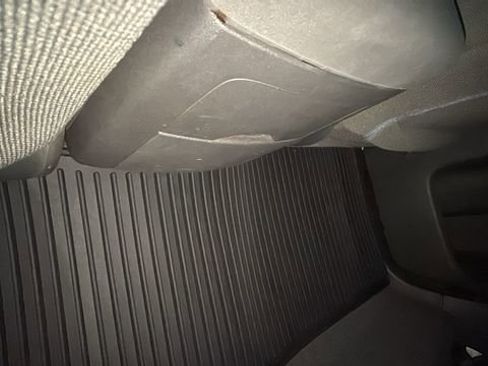 Used 2018 Nissan Frontier S image 21