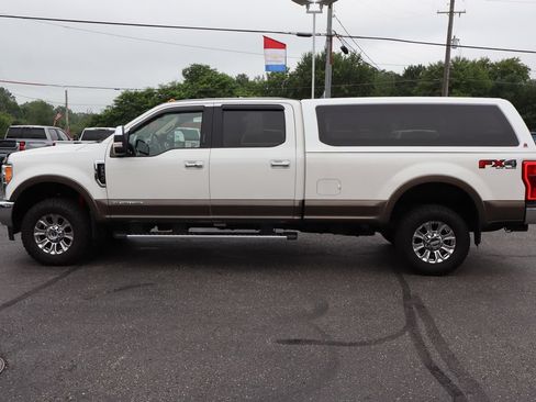 Used 2017 Ford F350 Lariat w/ Lariat Ultimate Package AWD/4WD image 38