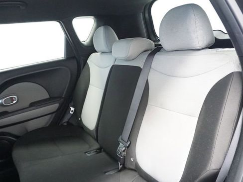 Used 2018 Kia Soul image 29