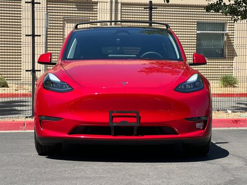Used 2023 Tesla Model Y Long Range AWD/4WD image 9