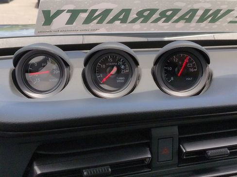 Used 2024 Nissan Z Performance w/ Floor Mat Package image 18