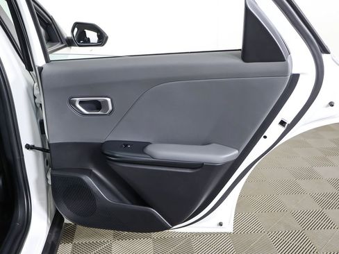Used 2025 Kia K4 FWD image 24