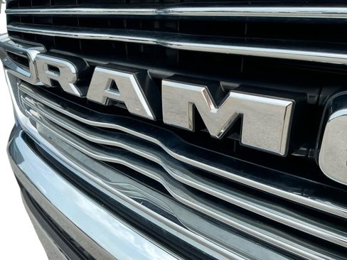 Used 2020 RAM 1500 Laramie AWD/4WD image 13