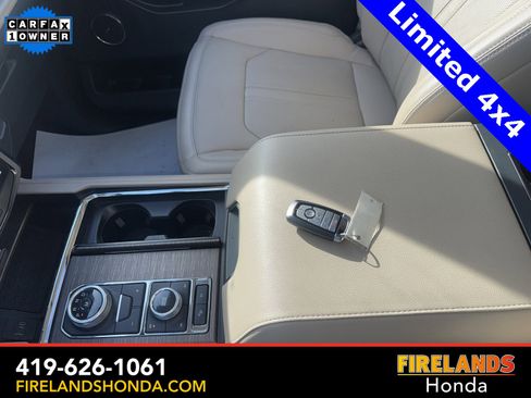 Used 2022 Ford Expedition Limited image 27