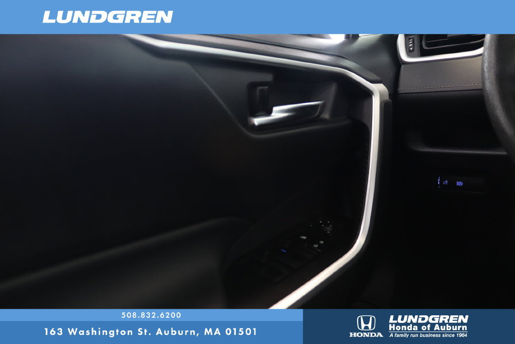 Used 2019 Toyota RAV4 XLE AWD/4WD image 26