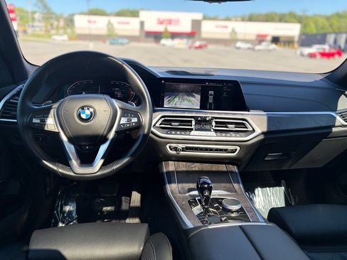 Used 2023 BMW X5 xDrive40i AWD/4WD image 11