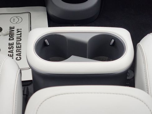 Used 2022 Hyundai Ioniq 5 Limited image 19