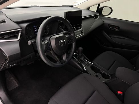 Used 2024 Toyota Corolla LE image 12