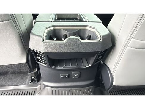 New 2026 Toyota Tundra SR5 AWD/4WD image 30