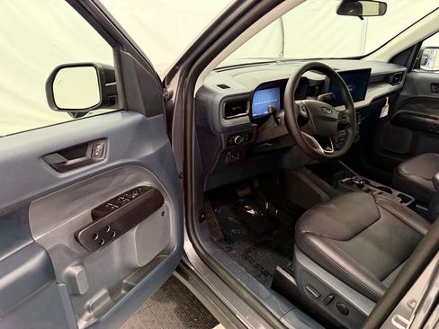 New 2025 Ford Maverick Lariat w/ Black Appearance Package image 29