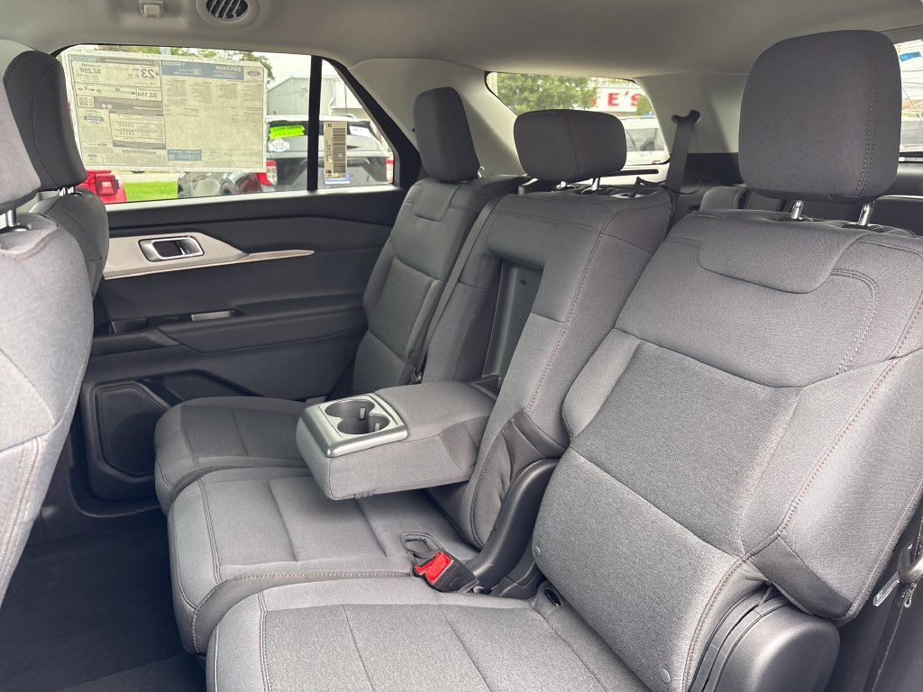 New 2026 Ford Explorer Active AWD/4WD image 22