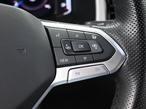 Used 2020 Volkswagen Atlas Cross Sport SEL R-Line FWD image 15