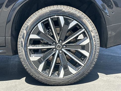New 2026 Volvo XC90 T8 Ultra w/ Lounge Package AWD/4WD image 21