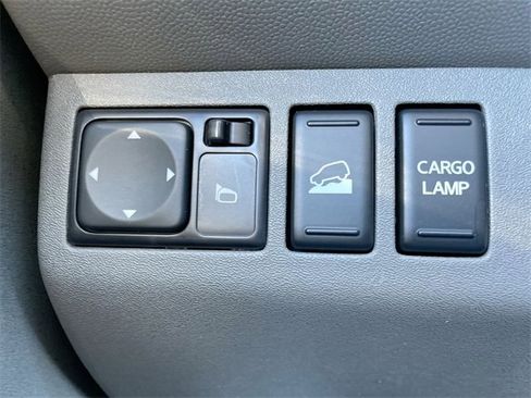 Used 2016 Nissan Frontier SV image 22