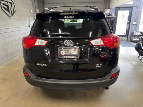 Used 2013 Toyota RAV4 XLE AWD/4WD image 6