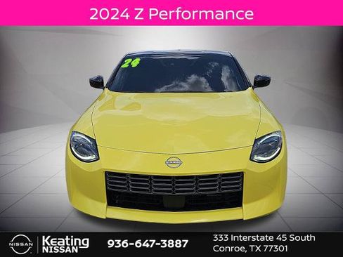Certified 2024 Nissan Z Performance w/ Floor Mat Package RWD image 2