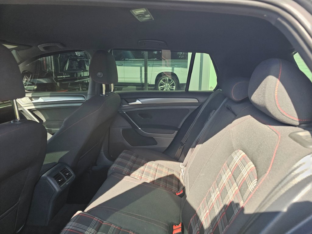 Used 2018 Volkswagen GTI S FWD image 19