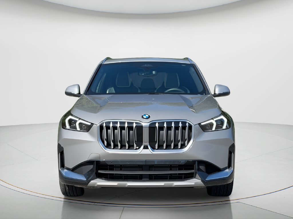 Used 2026 BMW X1 xDrive28i w/ Technology Package AWD/4WD image 2