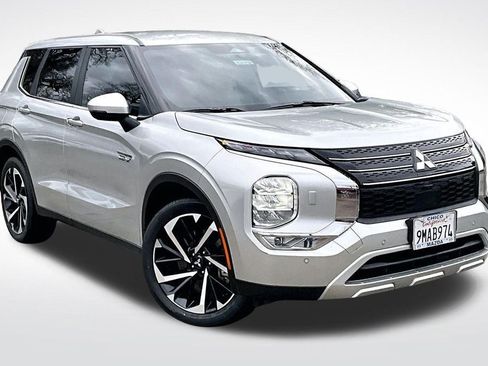 Used 2024 Mitsubishi Outlander SE AWD/4WD image 12