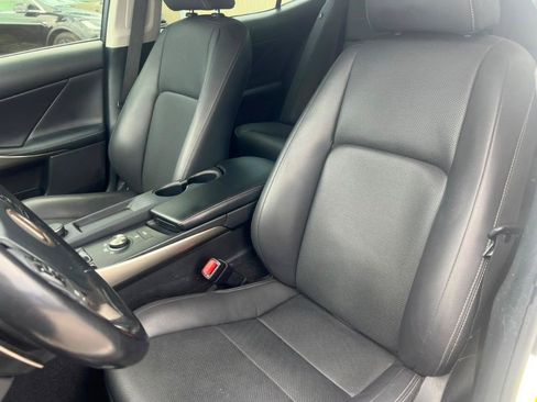 Used 2019 Lexus IS 300 w/ Premium Package RWD image 12