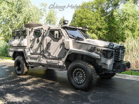 Used 2024 Ford F550 4x4 Regular Cab Super Duty image 6