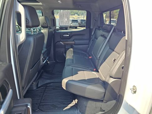 Used 2021 GMC Sierra 1500 SLT w/ SLT Premium Package AWD/4WD image 23