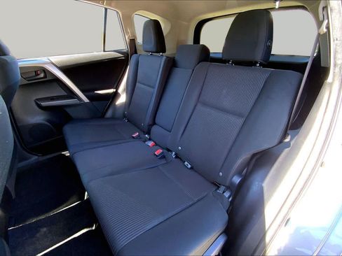 Used 2018 Toyota RAV4 LE w/ All Weather Liner Package AWD/4WD image 20