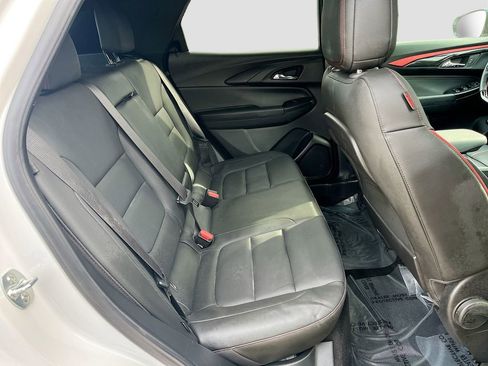 Used 2025 Chevrolet TrailBlazer RS w/ Convenience Package image 24