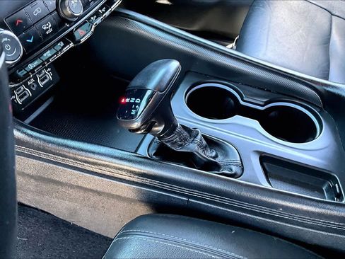 Used 2021 Dodge Durango GT RWD image 16
