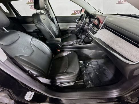 Used 2022 Jeep Compass Latitude AWD/4WD image 29