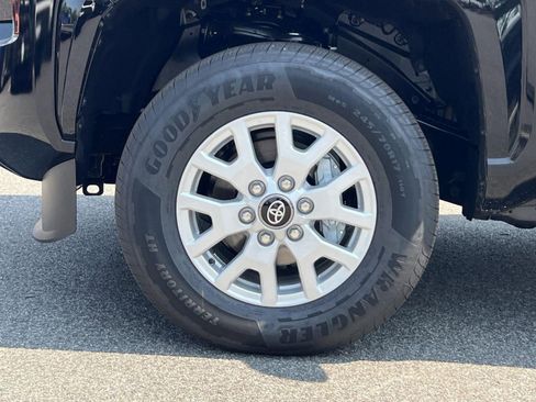 New 2025 Toyota Tacoma SR5 image 5