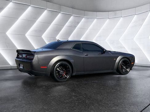 Used 2021 Dodge Challenger R/T Scat Pack image 4