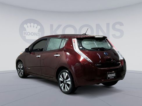 Used 2016 Nissan Leaf SL w/ Premium Package image 14