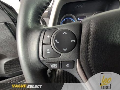 Used 2018 Toyota RAV4 XLE image 13