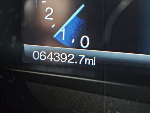 Used 2015 Ford Edge SEL w/ Equipment Group 201A image 42