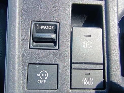 New 2026 Nissan Sentra SV w/ SV Convenience Package FWD image 18