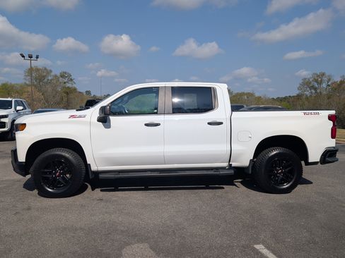 Used 2019 Chevrolet Silverado 1500 Custom Trail Boss w/ Custom Convenience Package image 6
