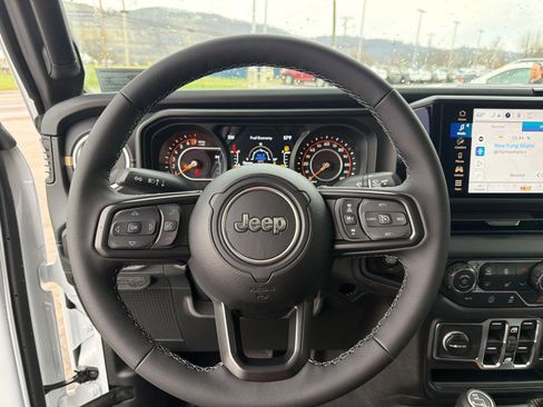 New 2026 Jeep Gladiator Sport image 14