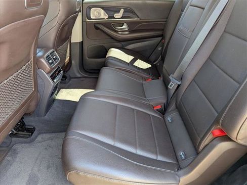 Used 2020 Mercedes-Benz GLS 450 4MATIC image 19