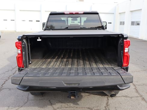 Used 2024 Chevrolet Silverado 2500 High Country w/ Midnight Edition image 14