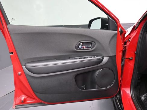 Certified 2022 Honda HR-V Sport image 18