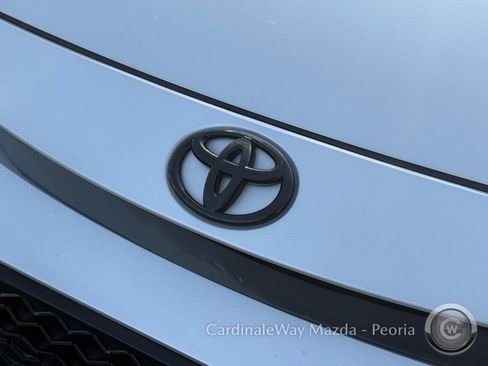 Used 2022 Toyota Corolla SE w/ Carpet Mat Package (TMS) image 31