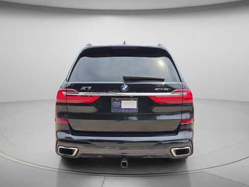 Used 2022 BMW X7 xDrive40i w/ M Sport Package AWD/4WD image 5