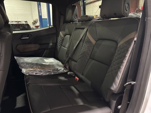 New 2026 GMC Canyon Denali image 34