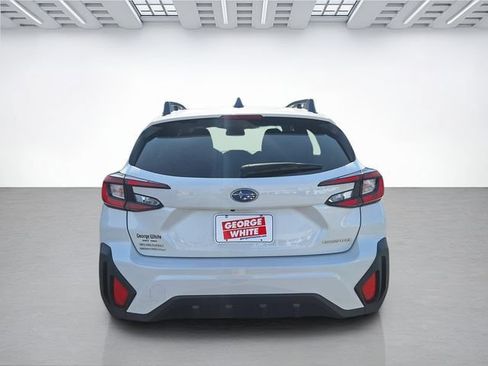 Used 2025 Subaru Crosstrek 2.5i Premium AWD/4WD image 5