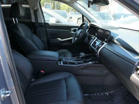 Used 2023 Kia Sorento SX FWD image 25