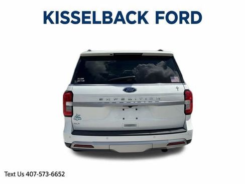 Used 2023 Ford Expedition XLT RWD image 5